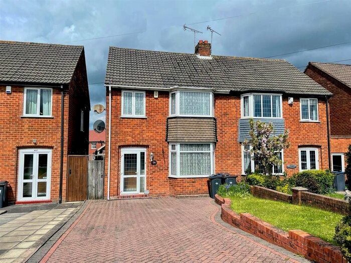 3 Bedroom Property To Rent In Redditch Road, Kings Norton, Birmingham, B38