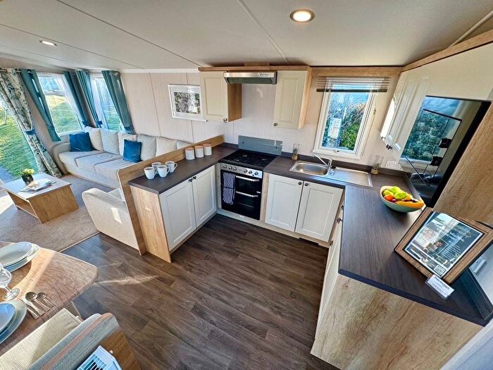 2 Bedroom Mobile/park Home For Sale In Rye Harbour Road, Rye Harbour, Rye, TN31