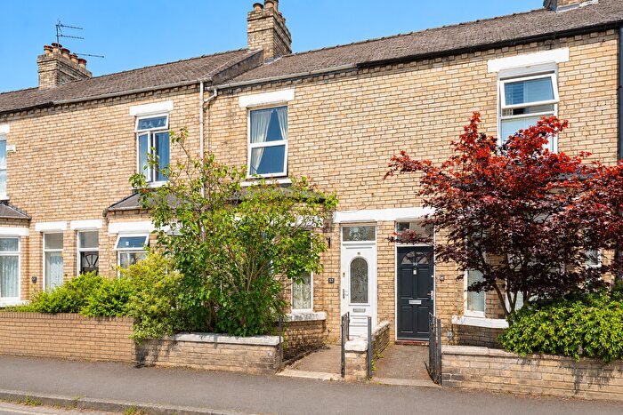 2 Bedroom Terraced House For Sale In Beaconsfield Street, York, YO24