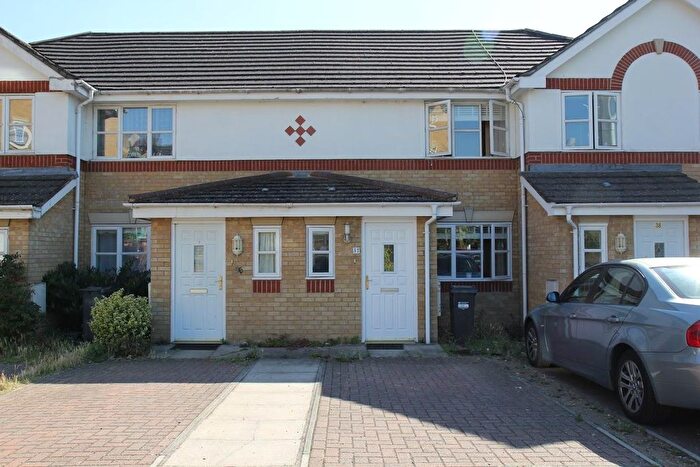 2 Bedroom Property To Rent In Highfield Road, Feltham, TW13