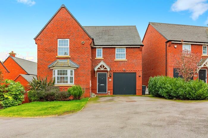 4 Bedroom Detached House For Sale In Heron Close, Higham Ferrers, Rushden, NN10