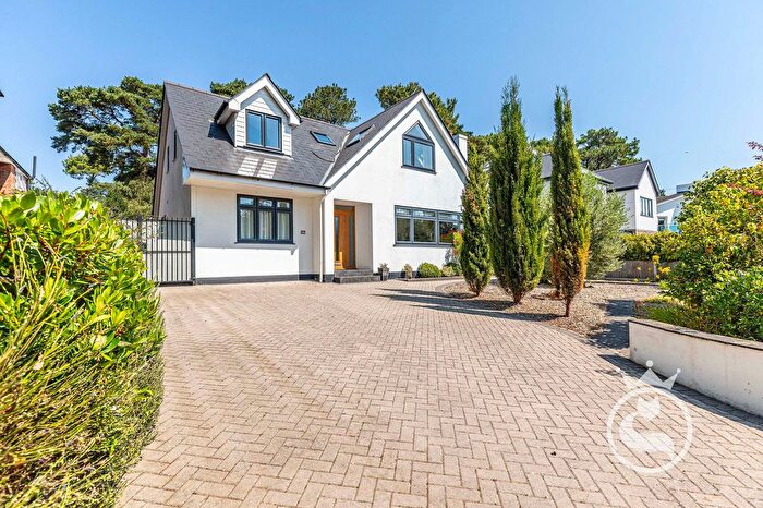 5 Bedroom Detached House For Sale In Alton Road, Lower Parkstone, Poole, BH14