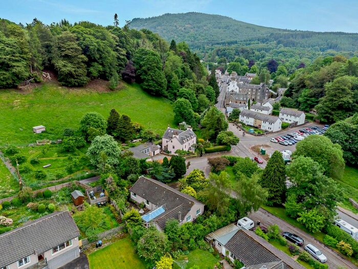4 Bedroom Bungalow For Sale In Atholl Gardens, Dunkeld, Perthshire, PH8