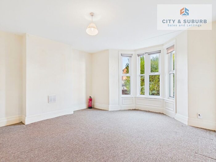 2 Bedroom Terraced House For Sale In Chillingham Road, Newcastle, NE6