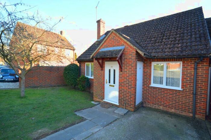 2 Bedroom Bungalow To Rent In Badgers Bank, Lychpit, Basingstoke, Hampshire, RG24