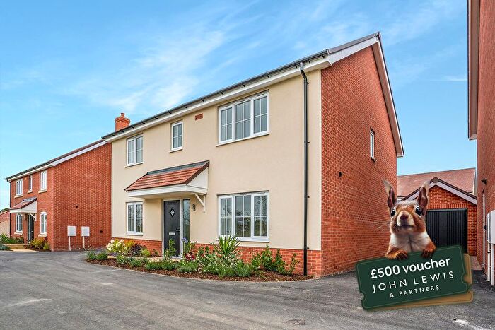 4 Bedroom Detached House For Sale In Stone Path Drive, Hatfield Peverel, Chelmsford, CM3