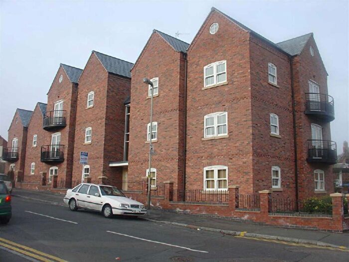 2 Bedroom Apartment To Rent In A Tetuan Road, LE3