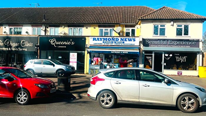 1 Bedroom Flat To Rent In Belgrave Avenue, Gidea Park, Romford, RM2