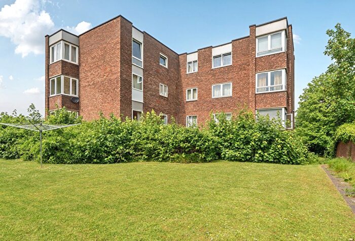 3 Bedroom Flat For Sale In Ison Hill Road, Bristol, Somerset, BS10