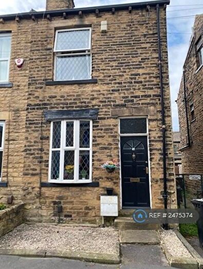 3 Bedroom End Of Terrace House To Rent In Ashgrove, Greengates, Bradford, BD10