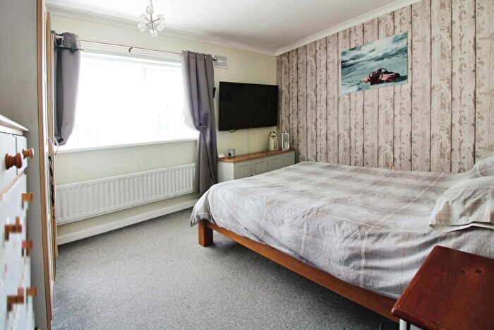2 Bedroom Flat For Sale In Buckingham Road, Peterlee, SR8