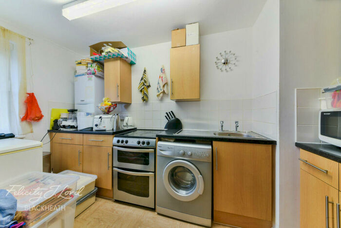 1 Bedroom Flat For Sale In Erwood Road, London, SE7