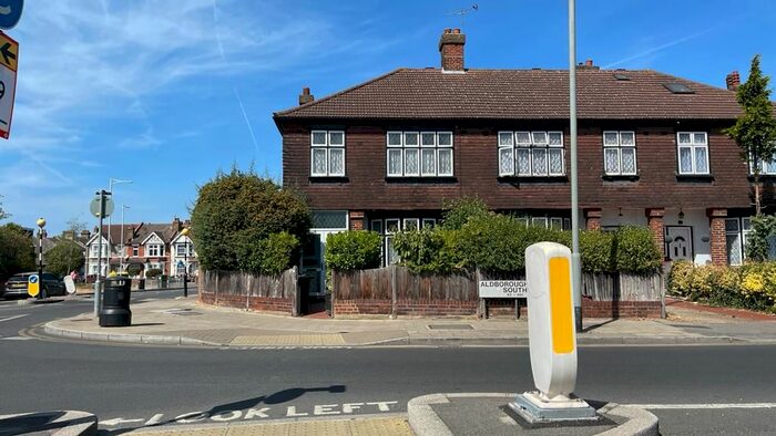 3 Bedroom End Of Terrace House To Rent In Aldborough Road South, Ilford, IG3