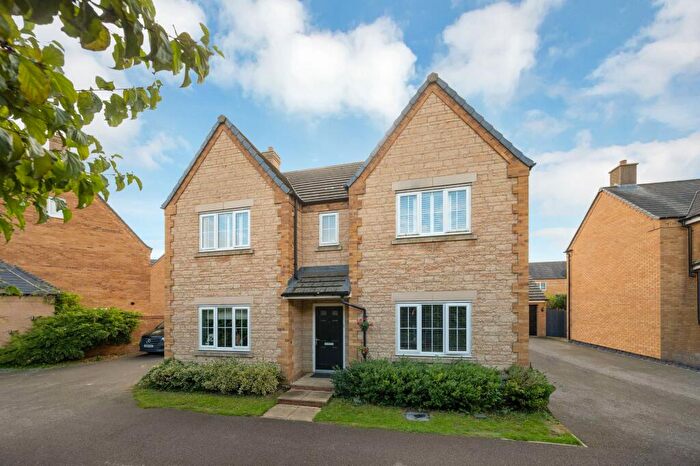 4 Bedroom Detached House For Sale In Bramble Close, Barleythorpe, LE15