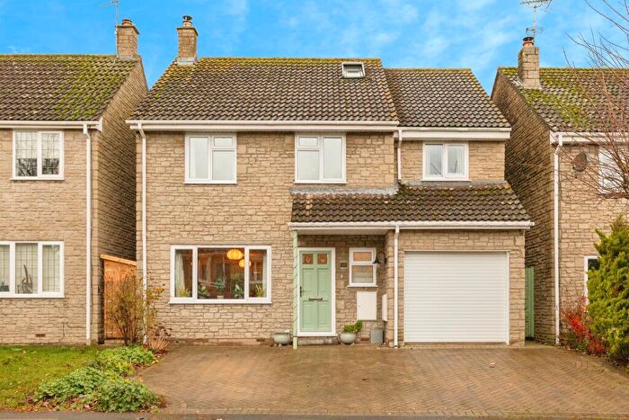 4 Bedroom Detached House For Sale In Inglestone Road, Wickwar, Wotton-Under-Edge, GL12