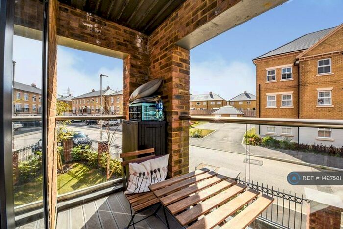 2 Bedroom Flat To Rent In Weldon Ebbsfleet Valley, Ebbsfleet Valley, Swanscombe, DA10