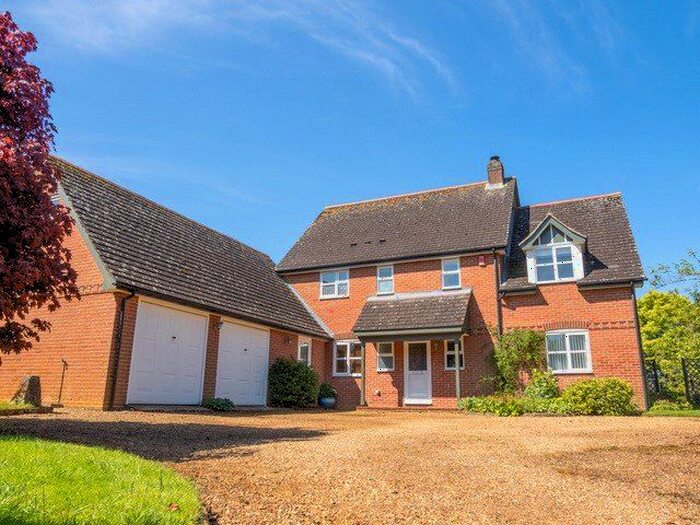 4 Bedroom Country House For Sale In King Lane, Over Wallop, Stockbridge, Hampshire, SO20