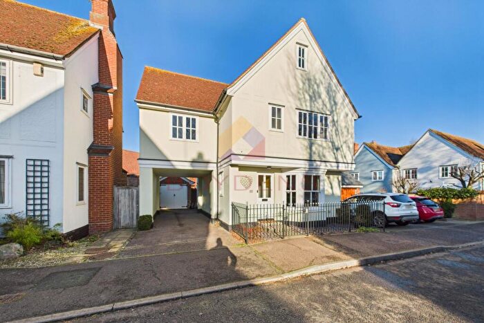 4 Bedroom Detached House For Sale In River Mead Braintree, CM7