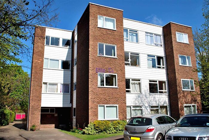 2 Bedroom Flat To Rent In Hayne Road, Beckenham, BR3