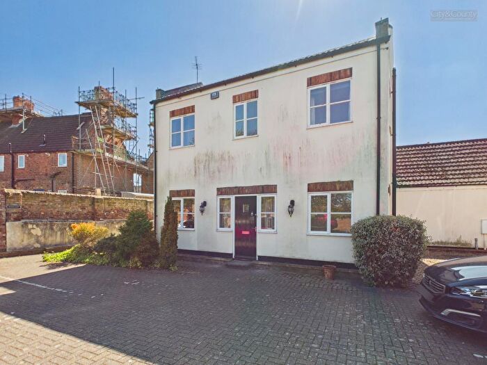 2 Bedroom End Of Terrace House For Sale In River Court, Spalding, PE11