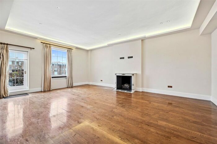 3 Bedroom Flat To Rent In Eaton Place, Belgravia, London, SW1X
