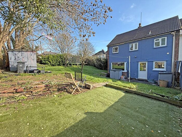 3 Bedroom Terraced House For Sale In Orchard Avenue, Eggbuckland, Plymouth, PL6