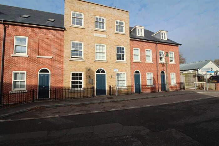 Flat To Rent In Havelock Street, Canterbury, CT1