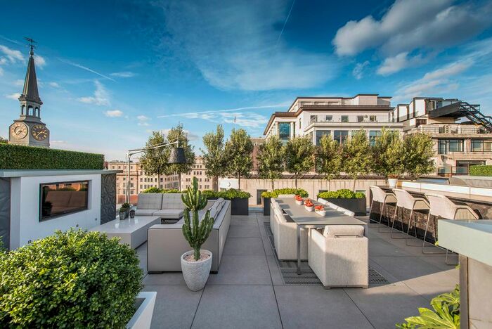 3 Bedroom Flat To Rent In Jermyn Street, London, SW1Y