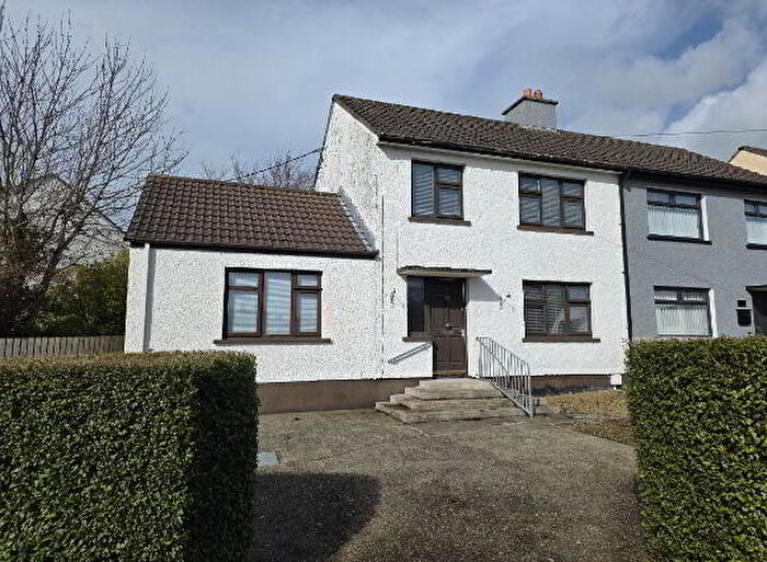 3 Bedroom Semi-Detached House For Sale In Brookfield, Londonderry, BT47