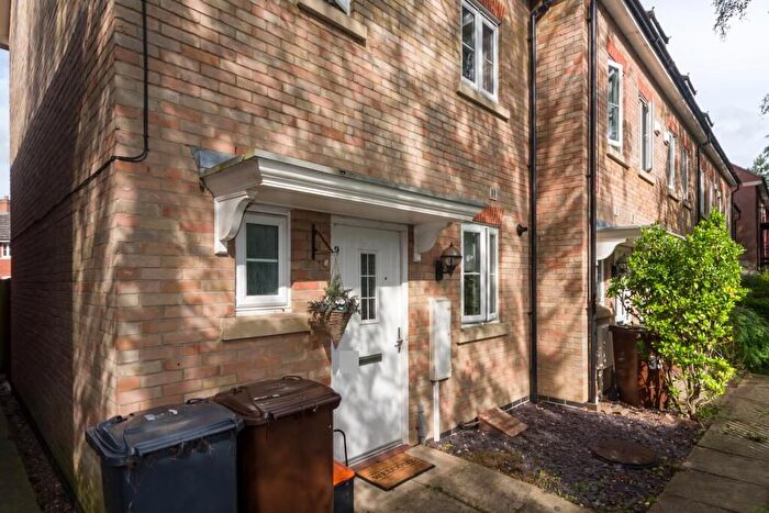 3 Bedroom End Of Terrace House To Rent In Carnoustie Drive, Lincoln, LN6