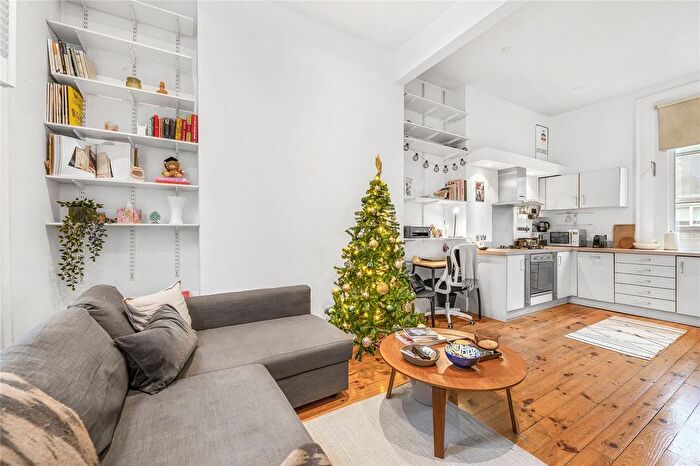 1 Bedroom Flat To Rent In Praed Street, Paddington, London, W2