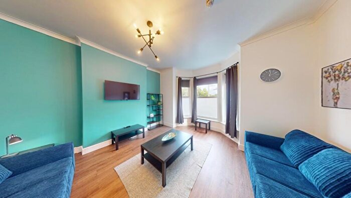 8 Bedroom Semi Detached House To Rent In Noel Street, NG7