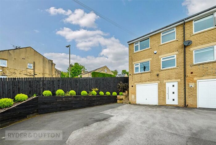 2 Bedroom End Of Terrace House For Sale In Clay House Lane, Greetland, Halifax, West Yorkshire, HX4