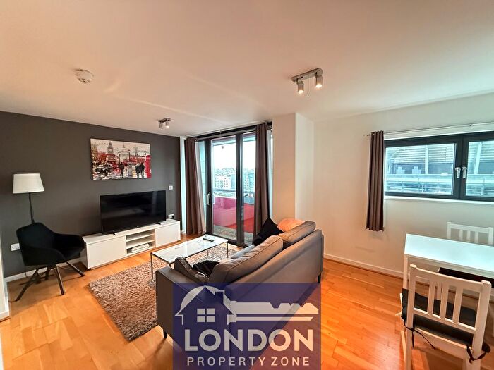 1 Bedroom Flat To Rent In Drayton Park, Arsenal, London, N5