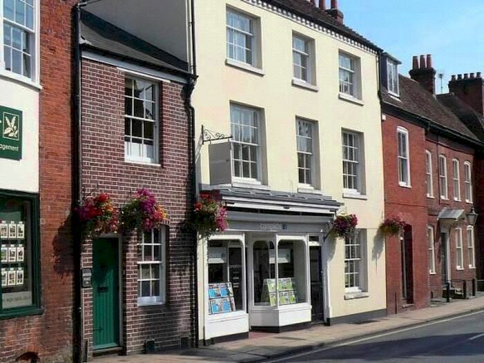 2 Bedroom Maisonette To Rent In Southgate Street, Winchester, SO23