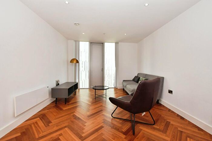 2 Bedroom Flat To Rent In South Tower, Deansgate Square, Owen Street, Manchester, M15