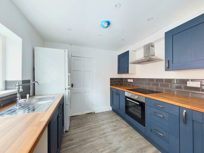 4 Bedroom End Of Terrace House To Rent In Morpeth Street, HU3