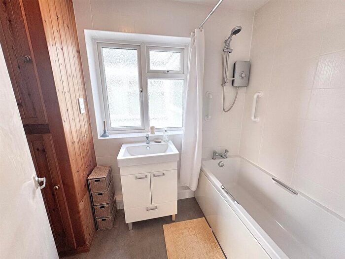 2 Bedroom Bungalow For Sale In Bowley Avenue, Melton Mowbray, Leicestershire, LE13