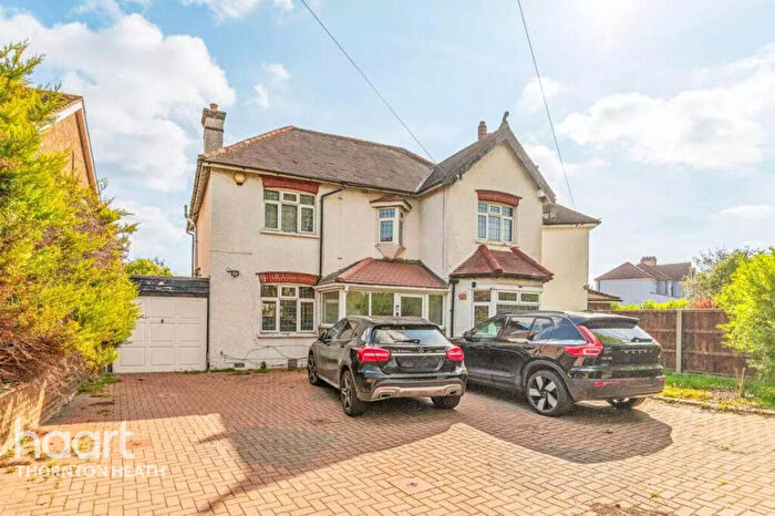 4 Bedroom Semi-Detached House For Sale In Green Lane, Thornton Heath, CR7