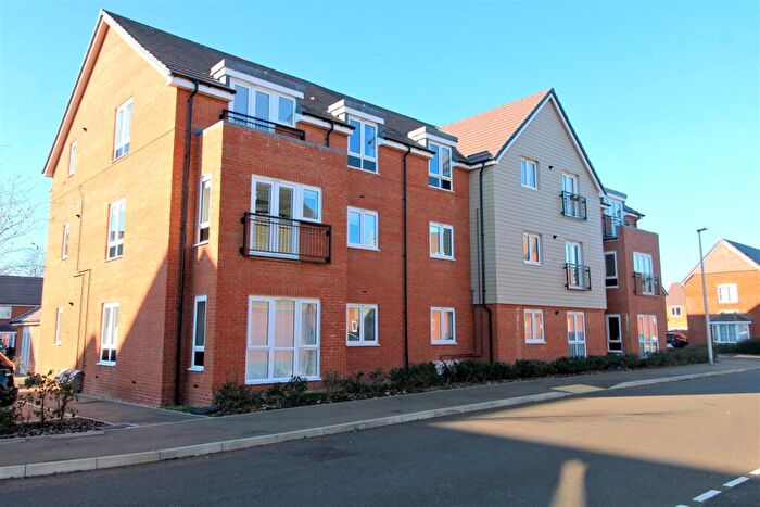 2 Bedroom Flat For Sale In Newlands Place, Seaford, BN25