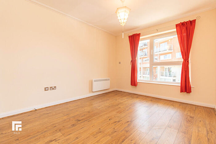 2 Bedroom Apartment To Rent In Rio House, Century Wharf, Cardiff Bay, CF10