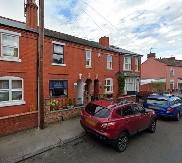 2 Bedroom House To Rent In Wheeler Street, Stourbridge, DY8