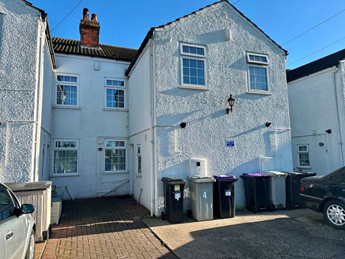 2 Bedroom Semi-Detached House To Rent In Old Roman Bank, Skegness, PE25