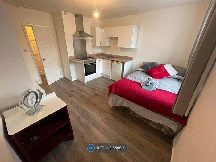 Studio To Rent In Morpeth Street, Kingston Upon Hull, HU3