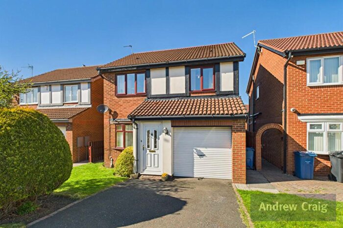 3 Bedroom Detached House For Sale In Beaconside, South Shields, NE34