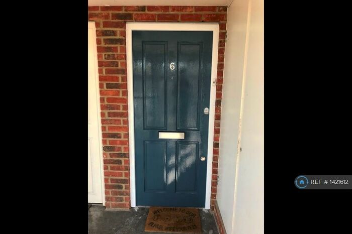 2 Bedroom Flat To Rent In Abel House, London, SE18