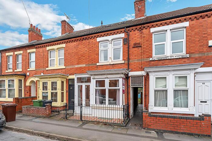 2 Bedroom Terraced House For Sale In William Street, Loughborough, LE11