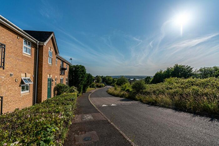 2 Bedroom Apartment To Rent In Harriet Drive, Esplanade, Rochester, Kent, ME1