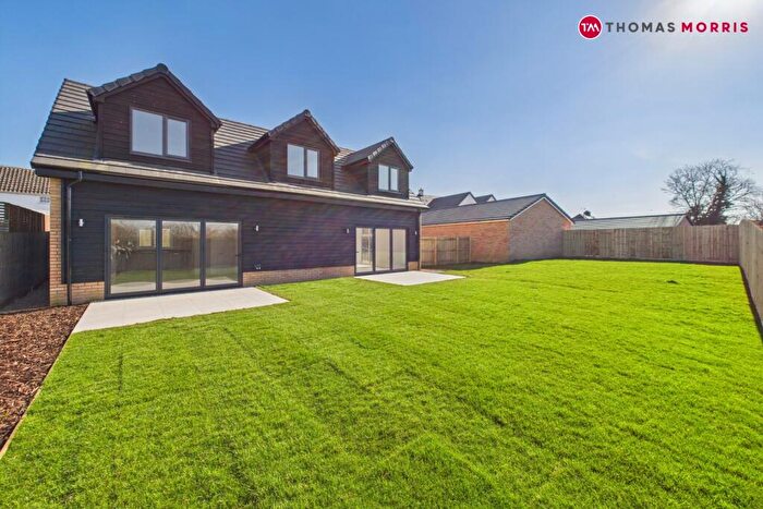 4 Bedroom Detached House For Sale In High Street Cottages, Great Paxton, St. Neots, Cambridgeshire, PE19