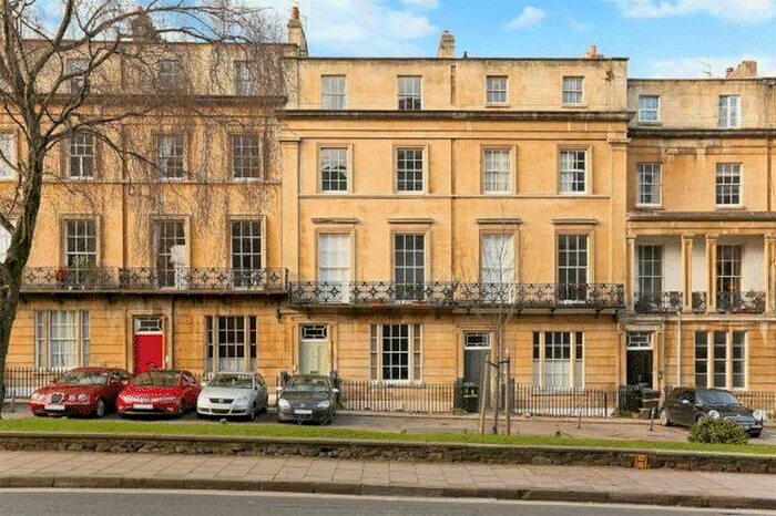 1 Bedroom Apartment To Rent In Buckingham Place, Bristol, BS8